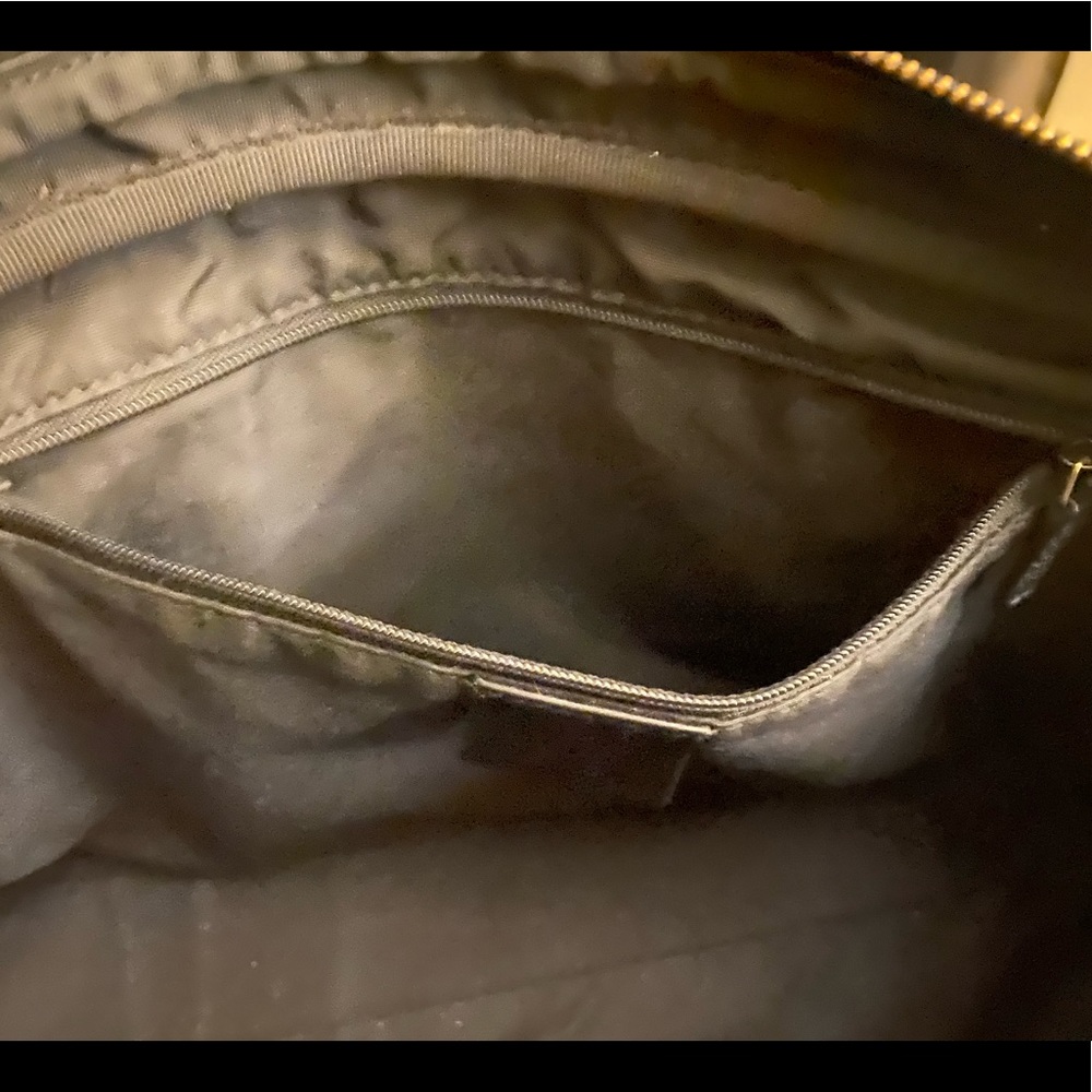 💯Authentic Gucci - Picture 5 of 16